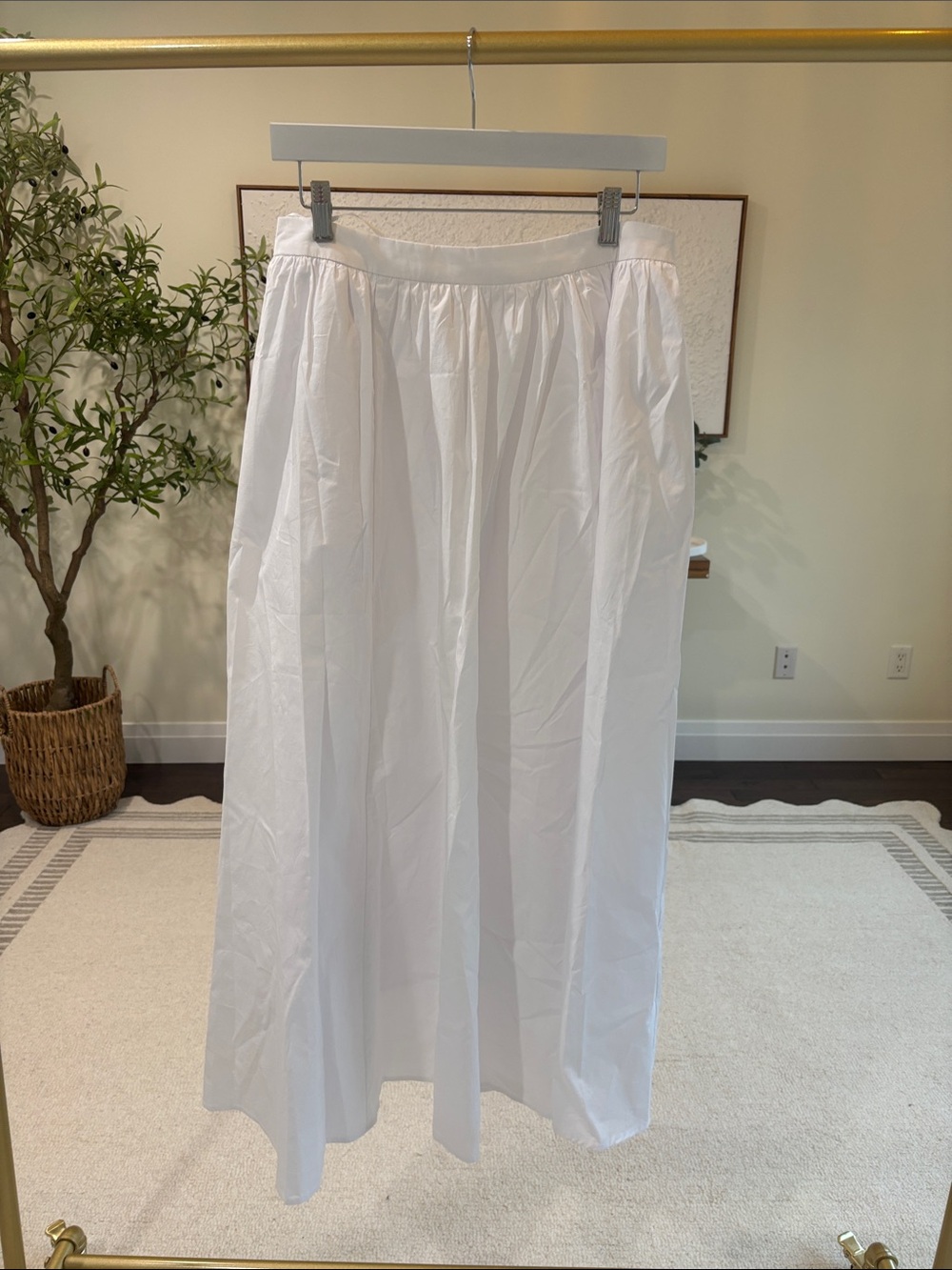 Commense White Maxi Skirt with Gathered Waist